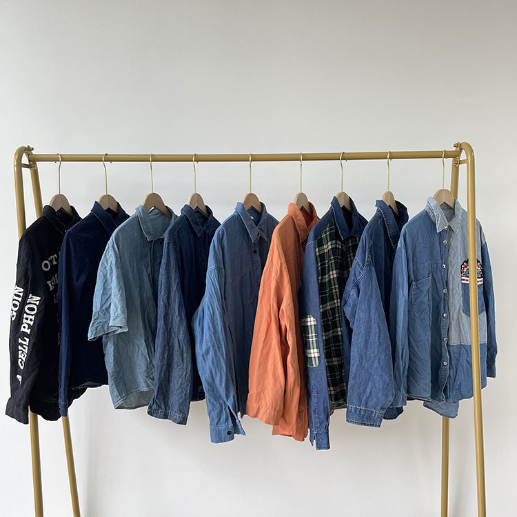 Kaos Jeans Bekas
