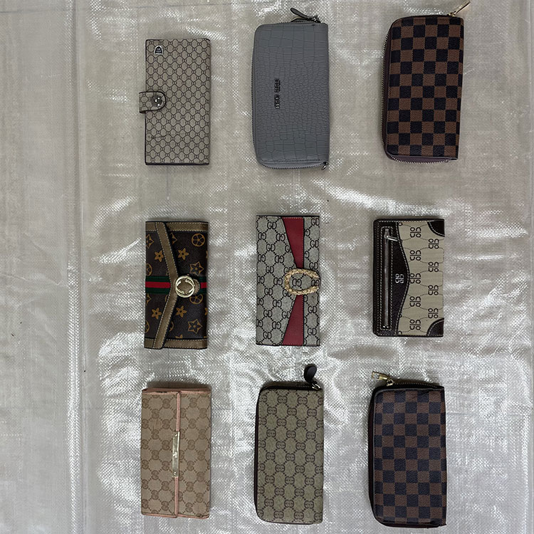 Tas Dompet bekas